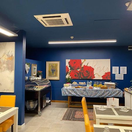 אודינה Albergo Residenza Al Teatro מראה חיצוני תמונה