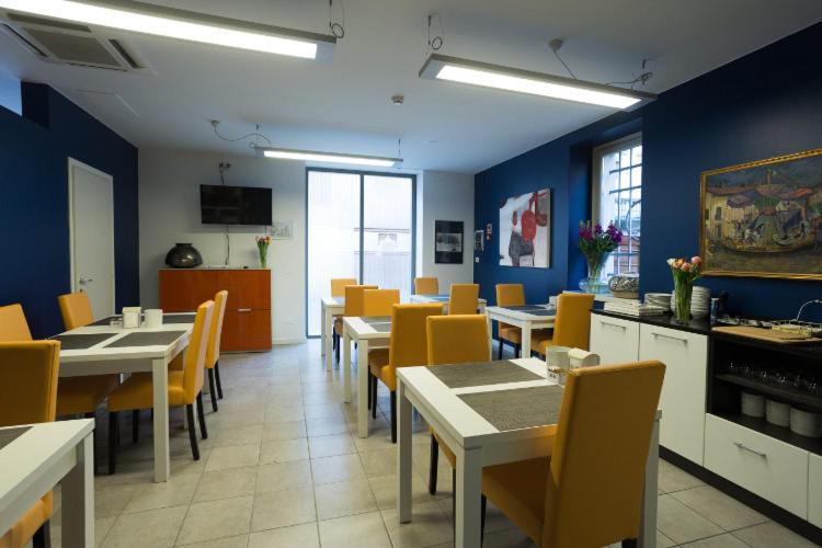 אודינה Albergo Residenza Al Teatro מראה חיצוני תמונה